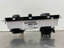 Load image into Gallery viewer, Temperature Controls Jeep Wrangler 2006 - NW398720
