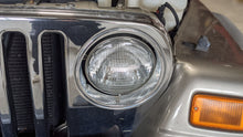 Load image into Gallery viewer, Headlight Lamp Assembly Jeep Wrangler 2006 - NW398898
