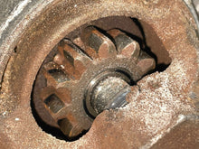 Load image into Gallery viewer, STARTER MOTOR TJ Wrangler 2003 03 2004 04 2005 05 2006 06 - NW404187
