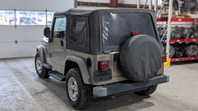 Load image into Gallery viewer, TRANSFER CASE TJ Wrangler 2003 03 2004 04 2005 05 2006 06 - NW404522
