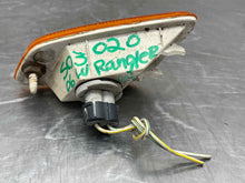 Load image into Gallery viewer, SIDE MARKER LAMP LIGHT Jeep TJ Wrangler 1997-2006 Left - NW397220
