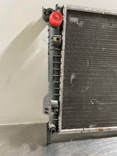 Load image into Gallery viewer, RADIATOR Dodge 1500 Pickup 2004 04 2005 05 - NW131645

