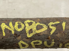 Load image into Gallery viewer, FRONT CV AXLE SHAFT Dodge 1500 Pickup 02 03 04 05 - NW8872
