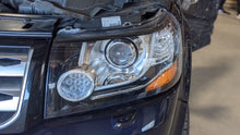 Load image into Gallery viewer, Headlight Lamp Assembly Land Rover LR2 2014 - NW399002
