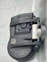 Load image into Gallery viewer, WHEEL RIM LR2 11 12 13 14 15 18x8 ALLOY 18x8, 5 lug, 108mm - NW406494
