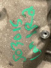 Load image into Gallery viewer, TRANSFER CASE Evoque LR2 2012 12 2013 13 2014 14 2015 15 - NW404573

