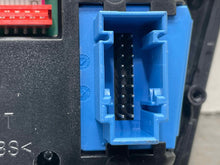 Load image into Gallery viewer, FRONT TEMPERATURE CONTROLS 535i Gt 550i Gt 740i 740il 09-13 - NW455211
