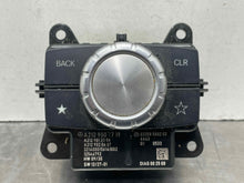 Load image into Gallery viewer, Radio  MERCEDES E-CLASS 2015 - NW402000
