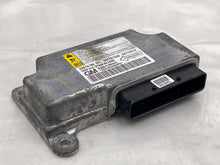 Load image into Gallery viewer, Computer Cadillac STS 2011 - NW26366
