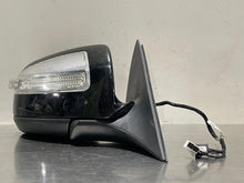 Load image into Gallery viewer, SIDE VIEW MIRROR C230 C300 C350 C63 2008 08 Right - NW394872

