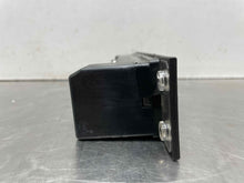 Load image into Gallery viewer, Temperature Controls  PORSCHE 968 1992 - NW398836
