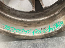 Load image into Gallery viewer, Wheel Rim  PORSCHE 968 1992 - NW406480
