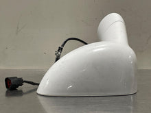 Load image into Gallery viewer, Side View Door Mirror Pontiac Solstice 2006 - NW51300
