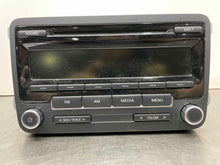 Load image into Gallery viewer, RADIO Volkswagen CC EOS Jetta Passat 2012 12 2013 13 2014 14 - NW402080
