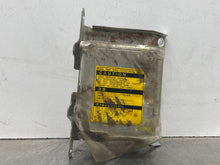 Load image into Gallery viewer, AIR BAGC OMPUTER Legacy 2001 01 2002 02 Outback - NW393774
