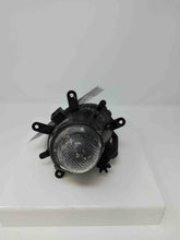 Load image into Gallery viewer, Fog Light BMW 320i 330i 325i 2002 02 2003 03 2004 04 2005 05 - NW82017
