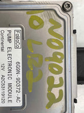 Load image into Gallery viewer, FUEL PUMP CONTROL MODULE COMPUTER LR2 08 09 10 11 12 - NW36992
