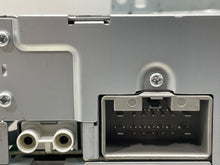 Load image into Gallery viewer, RADIO C30 C70 S40 V40 V50 V70 XC70 07 08 09 10 AM FM CD - NW140691
