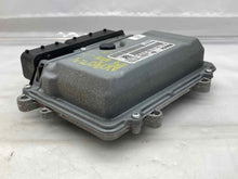 Load image into Gallery viewer, ECU ECM COMPUTER Volvo C30 V40 V70 2006 06 2007 07 08 - NW63275
