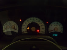 Load image into Gallery viewer, Speedometer Cluster Dodge Dakota 2006 - NW158781
