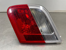Load image into Gallery viewer, [INVENTORYCAR_YEAR_MAKE_MODEL] TRUNK LID MOUNTED TAIL LIGHT LAMP Right - NW404763
