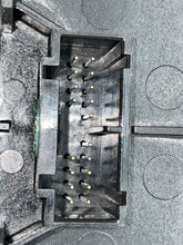 Load image into Gallery viewer, FRONT TEMPERATURE CONTROLS Land Rover LR2 13 14 15 - NW398840
