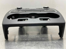 Load image into Gallery viewer, Radio Land Rover LR2 2013 - NW402036
