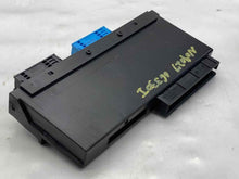 Load image into Gallery viewer, BODY CONTROL MODULE BCM COMPUTER 323i 325ci 325i 330ci 330i 330xi 2006 - NW29296
