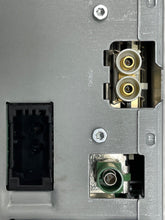 Load image into Gallery viewer, RADIO RECEIVER A4 A5 A6 Q3 Q5 Q7 RS5 S5 S6 Touareg 2009-2017 - NW401843
