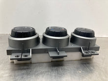 Load image into Gallery viewer, TEMPERATURE CONTROLS Nissan Rogue 11 12 13 14 15 - NW398776

