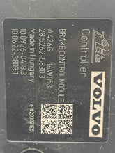 Load image into Gallery viewer, ABS ANTI-LOCK BRAKE PUMP Volvo S60 XC60 11 12 13 14 15 - NW391721

