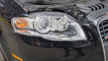 Load image into Gallery viewer, HEADLIGHT LAMP ASSEMBLY Audi A4 S4 05 06 07 08 09 Right - NW398908
