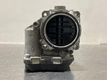 Load image into Gallery viewer, THROTTLE BODY 550i 550i Gt 650i 750 HYBRID 750i 750il Active 7 08-15 - NW177823
