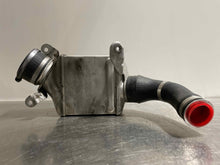 Load image into Gallery viewer, INTERCOOLER 550i 550i Gt 650i 750 HYBRID 750i 750il X5 X6 08-15 Right - NW106255
