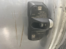 Load image into Gallery viewer, Wheel Rim  MERCEDES CLS-CLASS 2009 - NW406474
