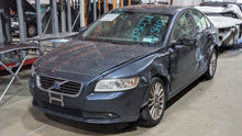 Load image into Gallery viewer, AUTOMATIC TRANSMISSION C30 Pickup C70 S40 V40 V50 V70 XC70 04-10 FWD - NW405167
