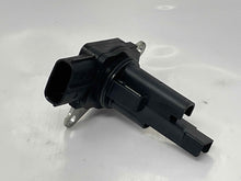 Load image into Gallery viewer, Mass Air Flow Sensor Meter MAF CT200H ES300H ES350 GS350 GS450H 09-16 - NW5585
