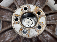 Load image into Gallery viewer, Wheel Rim Cadillac Deville 2004 - NW406041
