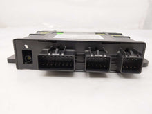 Load image into Gallery viewer, BODY CONTROL MODULE COMPUTER Cadillac STS 2005 05 2006 06 - NW26337
