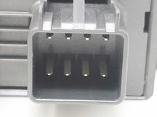 Load image into Gallery viewer, BODY CONTROL MODULE COMPUTER Cadillac STS 2005 05 2006 06 - NW26337
