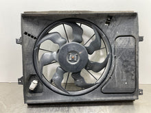 Load image into Gallery viewer, RADIATOR FAN ASSEMBLY Kia Soul 2012 12 2013 13 - NW64174
