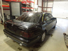 Load image into Gallery viewer, CARRIER ASSEMBLY REAR Mercedes E300D Turbo 1998 98 99 - NW46922
