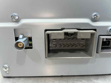 Load image into Gallery viewer, RADIO Jaguar Vanden Pl XJ XJL 11 12 13 14 AM FM CD - NW401946

