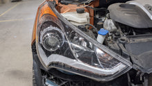 Load image into Gallery viewer, HEADLIGHT LAMP ASSEMBLY Hyundai Veloster 13 14 15 16 17 Right - NW398950
