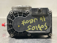 Load image into Gallery viewer, Throttle Body Hyundai Veloster 2016 - NW404629
