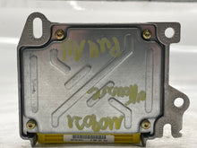 Load image into Gallery viewer, Air Bag computer Volkswagen Touareg 2004 04 - NW38909
