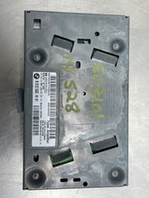 Load image into Gallery viewer, Transfer Case Computer Volkswagen Touareg 2004 04 2005 05 - NW38910
