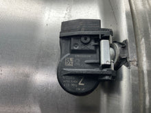 Load image into Gallery viewer, WHEEL RIM Pathfinder 13-16 18x7-1/2 ALLOY - NW406292
