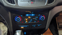 Load image into Gallery viewer, Temperature Controls Ford Escape 2018 - NW398705
