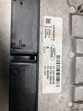 Load image into Gallery viewer, ECU ECM COMPUTER Ford Escape 2017 17 2018 18 2019 19 - NW395330
